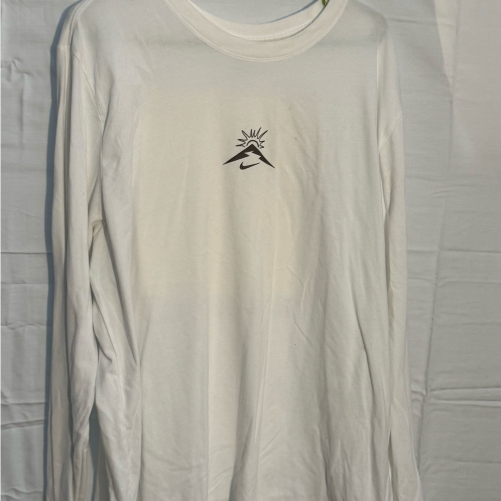 Nike White Graphic Long Sleeve Men's Tee